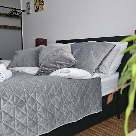 80 M2 Moderne Und Zentrale Wohnung In Hannover Mit Eigenem Parkplatz Ngoại thất bức ảnh